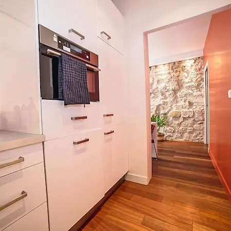 Geranimus 163 : Heart Of Apartment Paris
