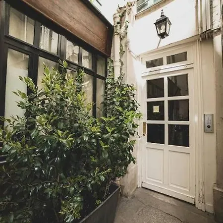 Apartment Geranimus 163 : Heart Of Paris